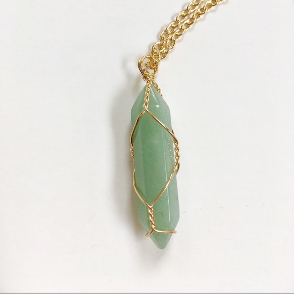 Stone of Opportunity - Green Aventurine Necklace - Picture 4 of 6